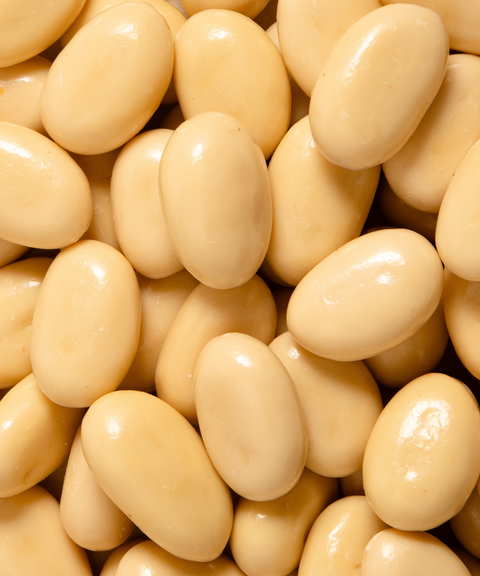 Amandes d'Avola grillées enrobées de chocolat blanc Sisao