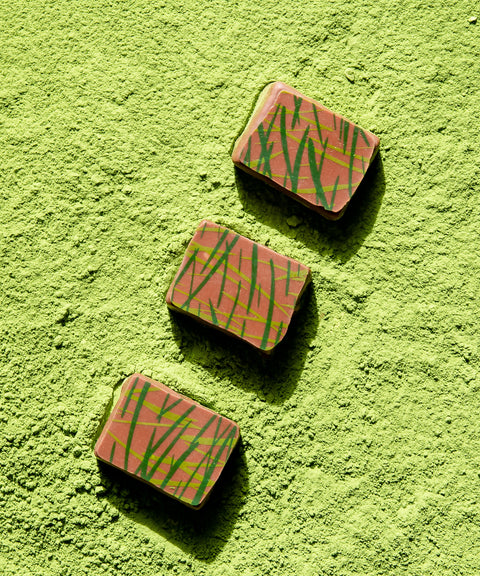 Avèla thé vert matcha du Japon, chocolat au lait Sisao