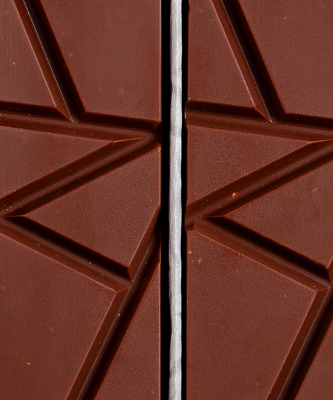 Pochette Infra Red, chocolat noir Sisao au piment d'Espelette